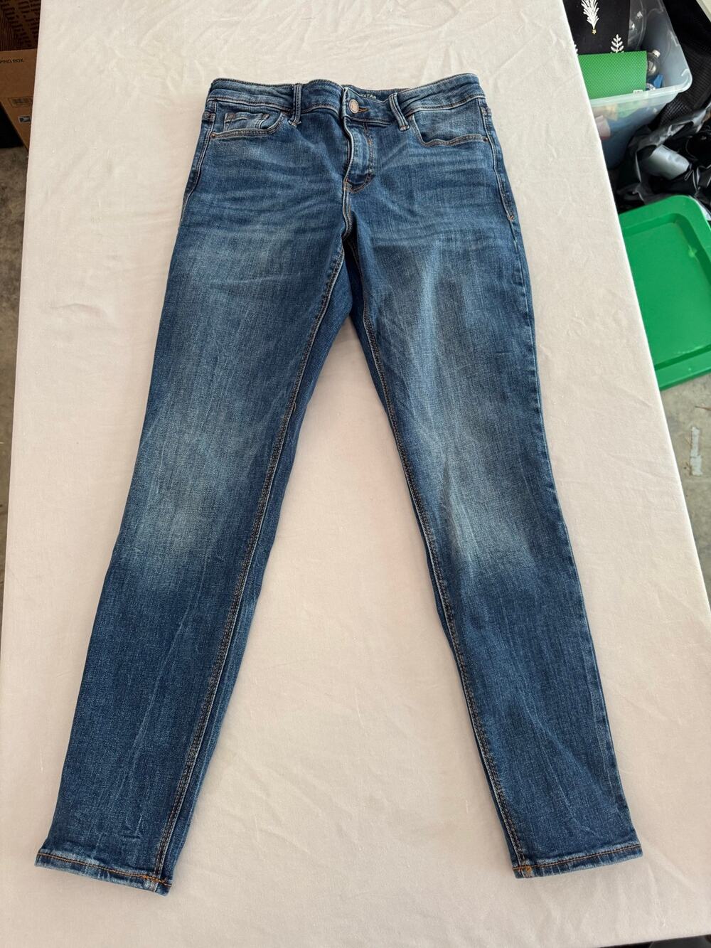 Old Navy Women’s Size 10 Classic Denim Jeans Casual Everyday Style